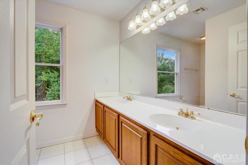 100 North Main Street Cranbury, NJ 08512 - Photo 36 of 74