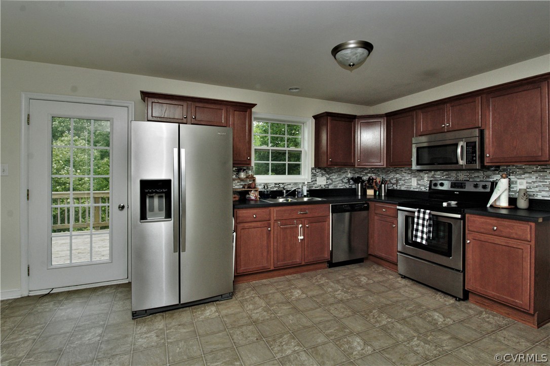 4118 Cameron Road Hopewell, VA 23860 - Photo 10 of 25 Gallery Image 10