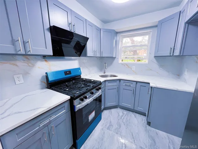 $1,090,000 | 42-32 196th Street | Auburndale