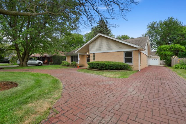 1731 Good Avenue Park Ridge, IL 60068 - Photo 2 of 23