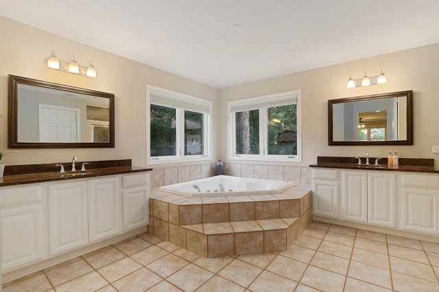 1731 Good Avenue Park Ridge, IL 60068 - Photo 14 of 23