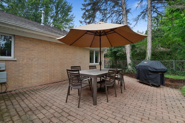 1731 Good Avenue Park Ridge, IL 60068 - Photo 19 of 23