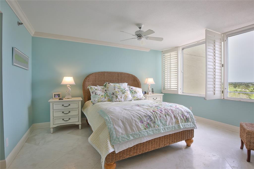 775 Longboat Club Road, Unit 904 Longboat Key, FL 34228 - Photo 14 of 35