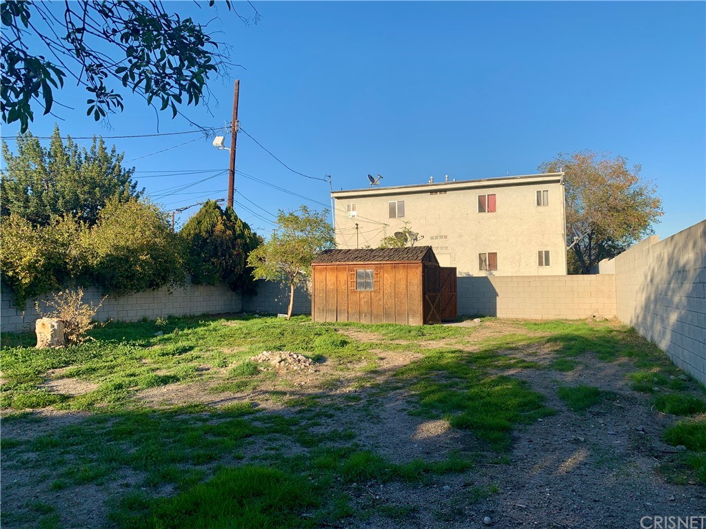 9750 Remick Avenue Pacoima, CA 91331 - Photo 13 of 14