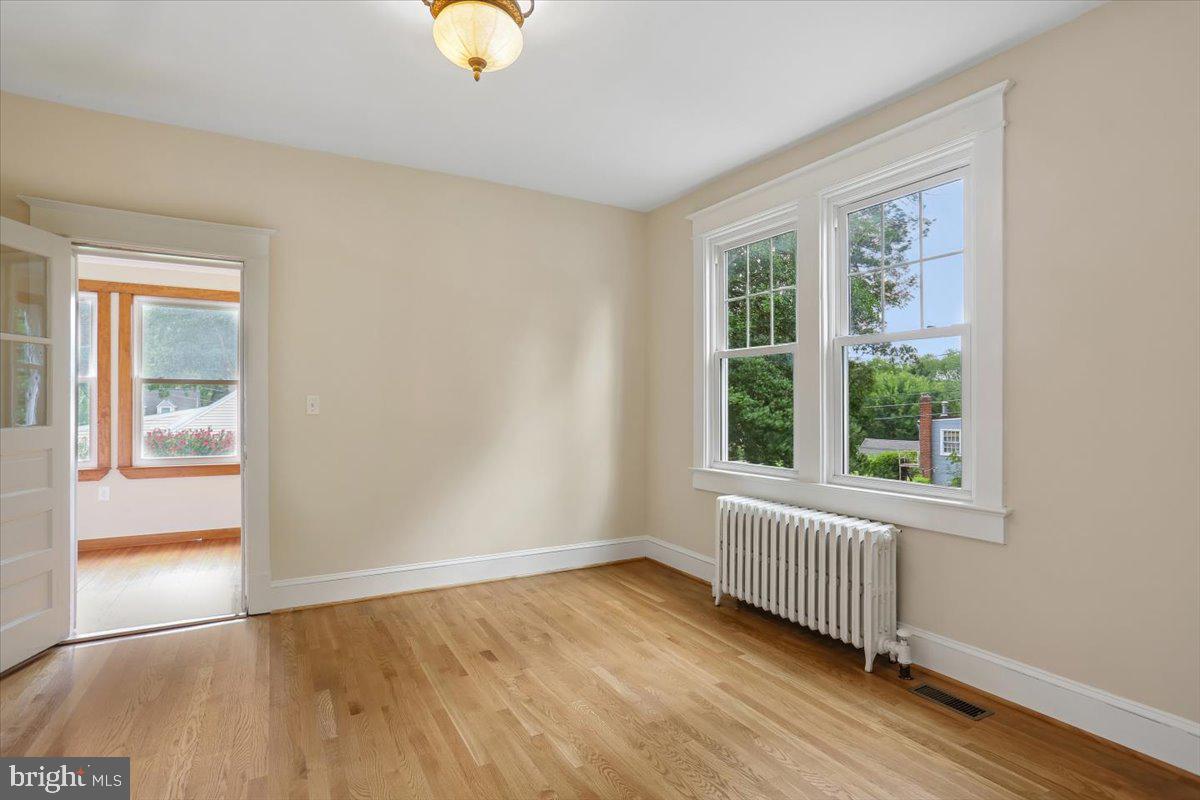 9501 Colesville Road Silver Spring, MD 20901 - Photo 29 of 71 Family Room/4th Bedroom