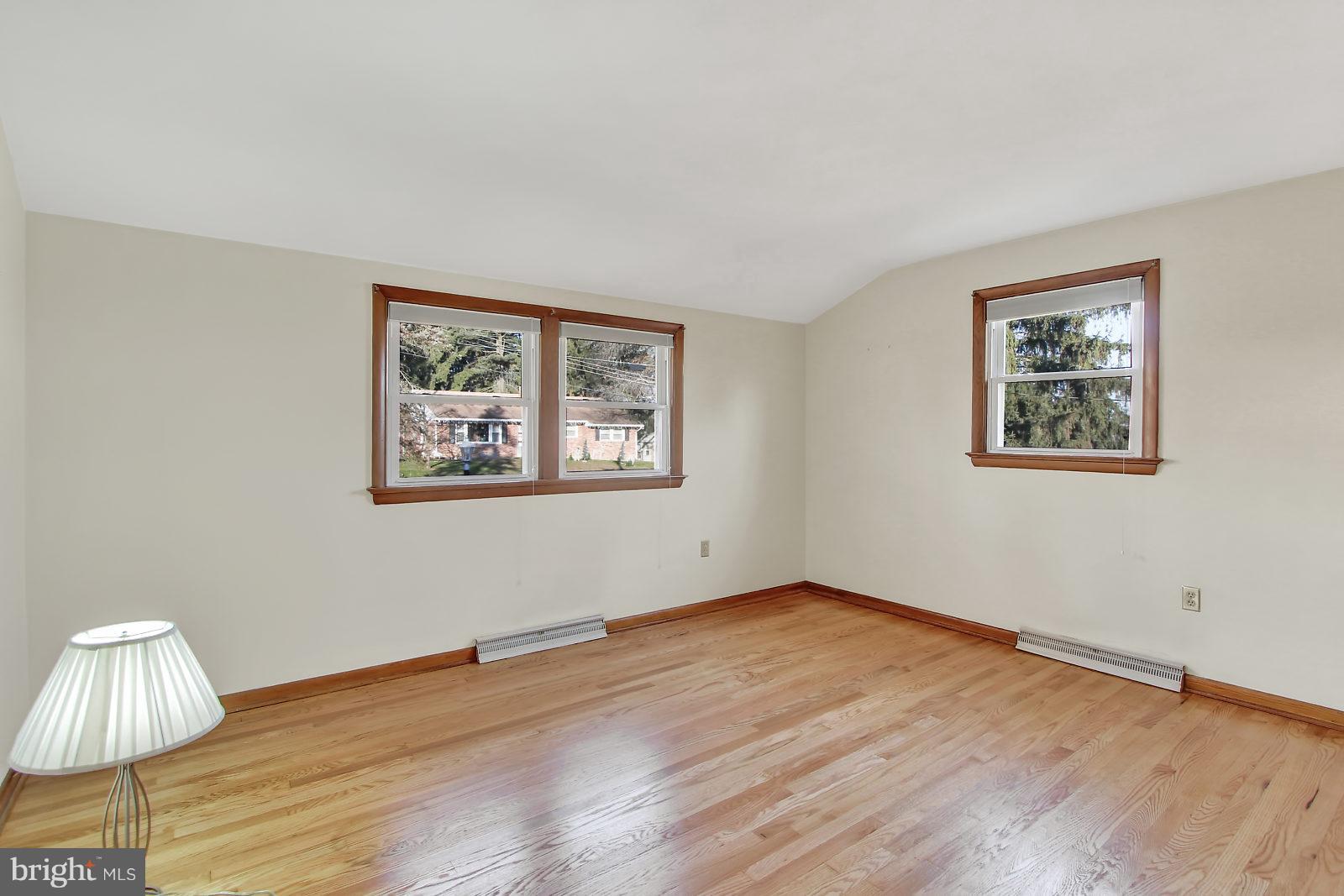 2725 Clearview Road York, PA 17406 - Photo 11 of 26 Gallery Image 11