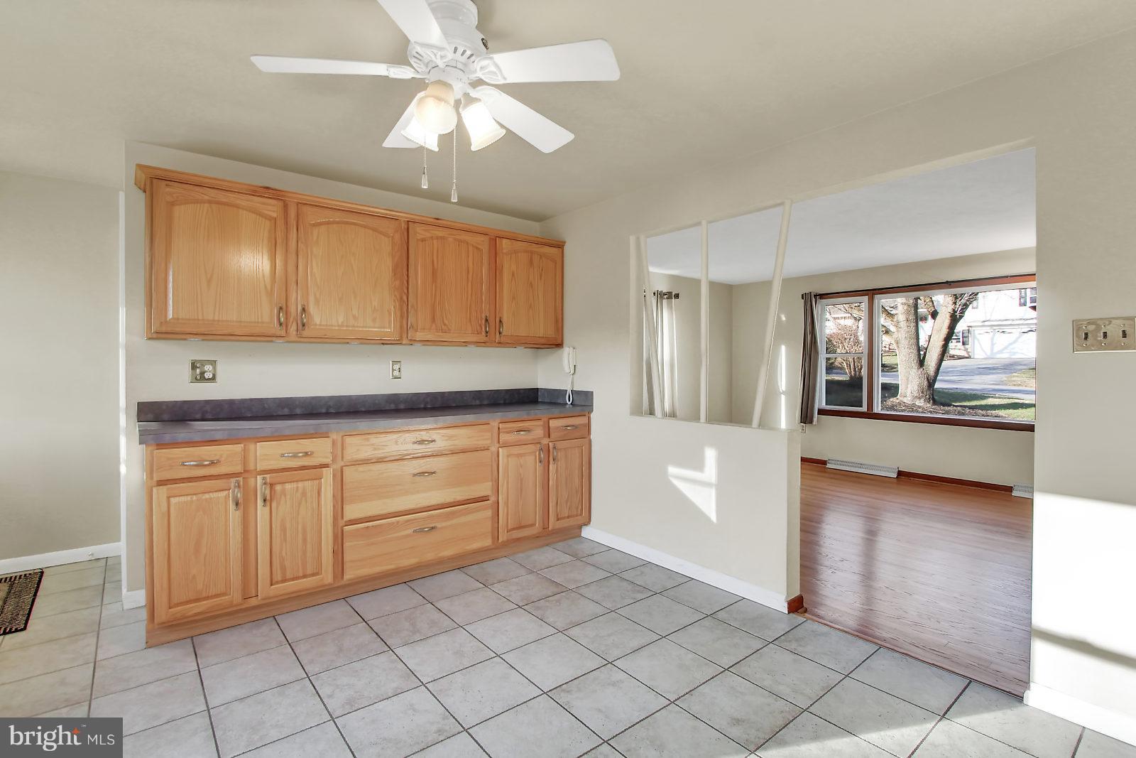 2725 Clearview Road York, PA 17406 - Photo 10 of 26 Gallery Image 10