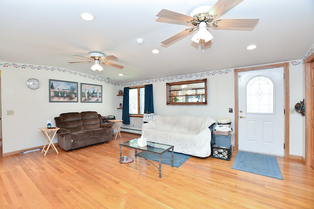 442 Carpenter Road Scituate, RI 02831 - Photo 3 of 8