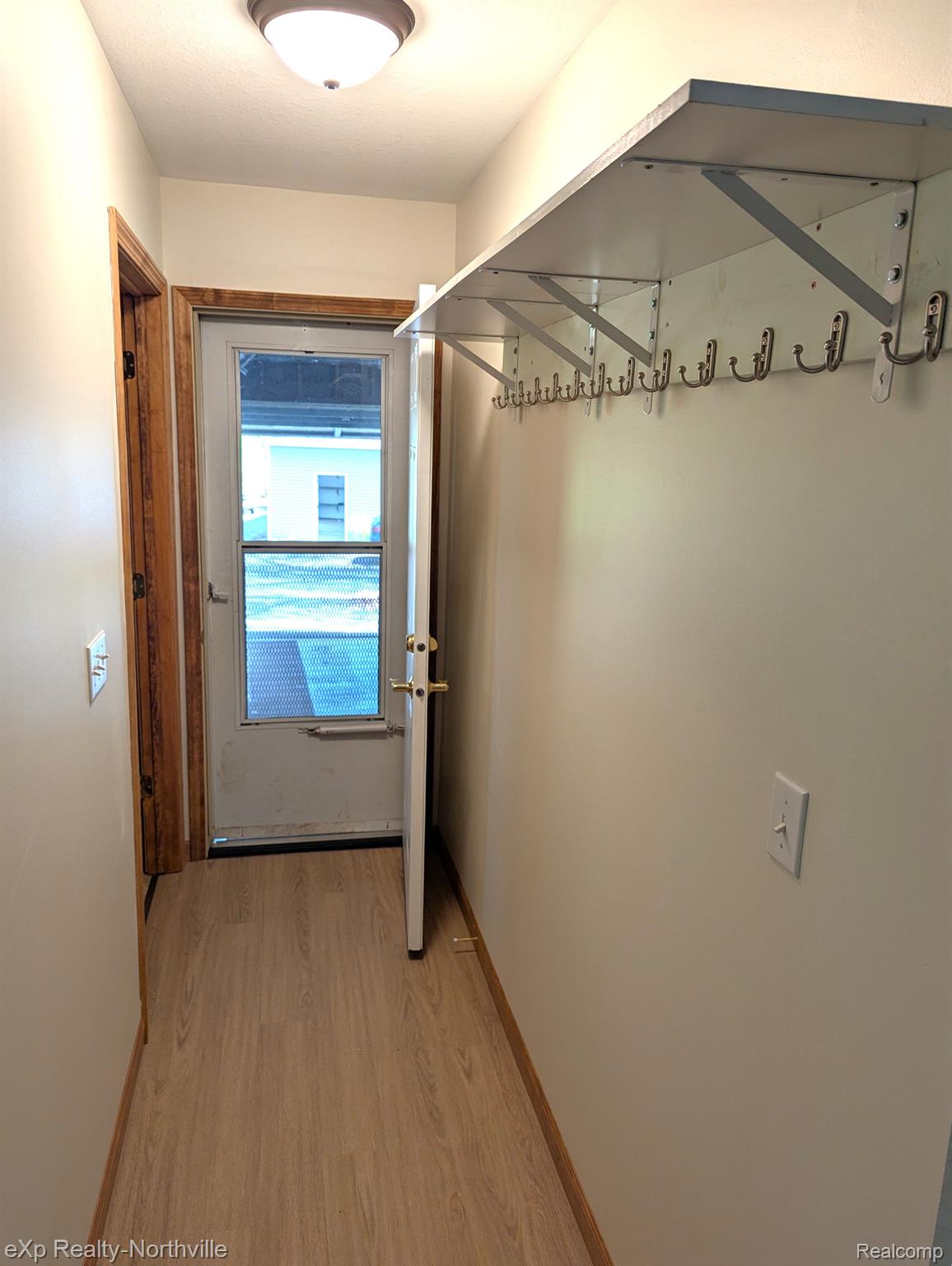 5995 Seymour Road Jackson, MI 49201 - Photo 17 of 43 Mud room area off garage with coat hooks - revised