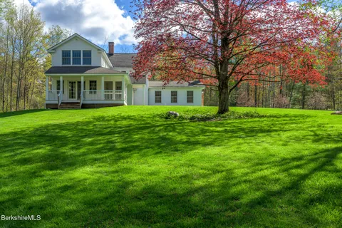 $2,150,000 | 304 Hickey Hill Road, Sheffield, MA 01257