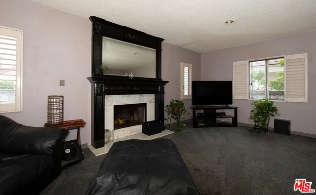 $2,050,000 | 1329 South Genesee Avenue, Los Angeles, CA 90019