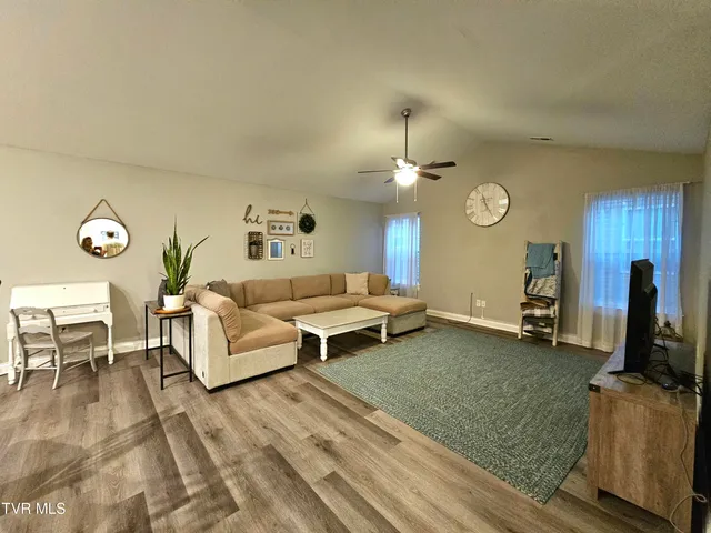 $292,000 | 736 Spring Park Road, Knoxville, TN 37914