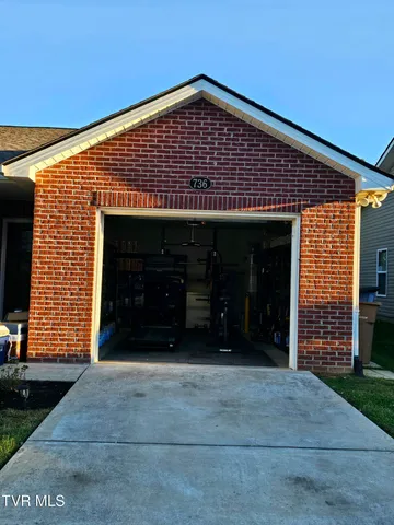 $286,900 | 736 Spring Park Road, Knoxville, TN 37914