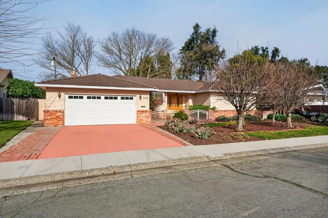 $429,900 | 7063 Wilshire Circle, Sacramento, CA 95822
