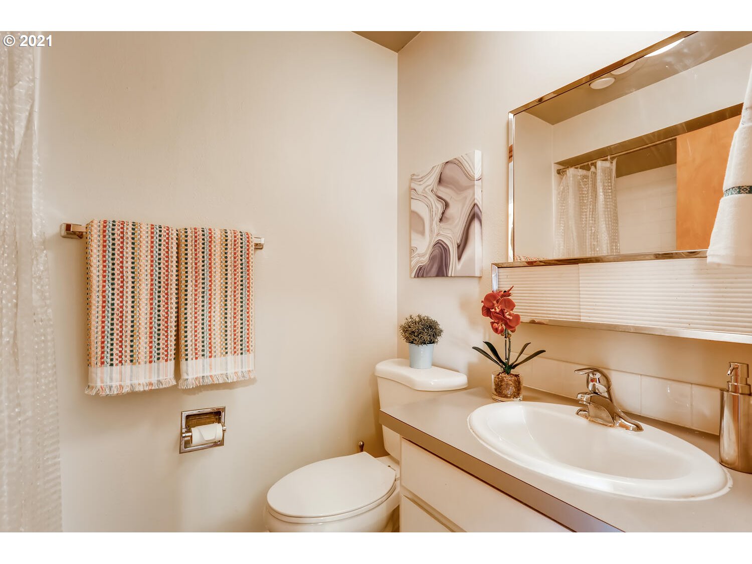 2016 Northeast Hancock Street Portland, OR 97212 - Photo 14 of 14