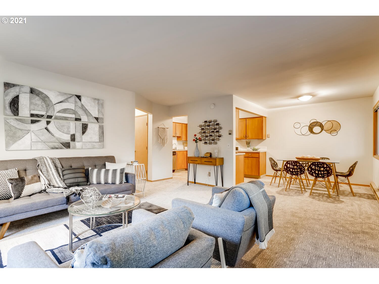 2016 Northeast Hancock Street Portland, OR 97212 - Photo 6 of 14