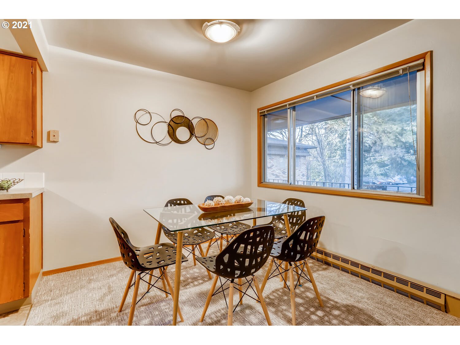 2016 Northeast Hancock Street Portland, OR 97212 - Photo 8 of 14