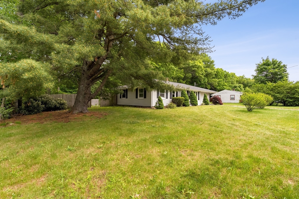 67 Roslyn Road Brockton, MA 02302 - Photo 31 of 32