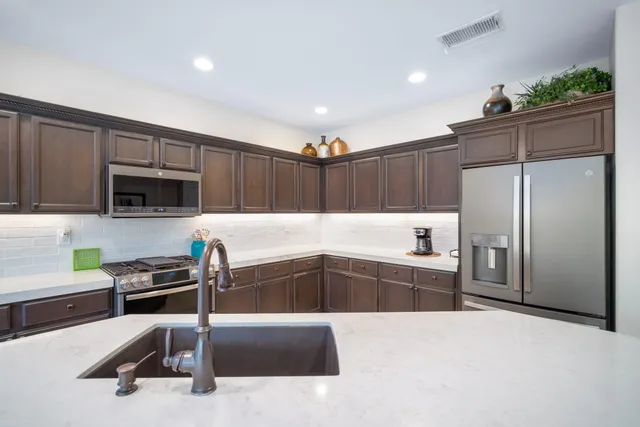 $8,000 | 60179 Honeysuckle Street, La Quinta, CA 92253