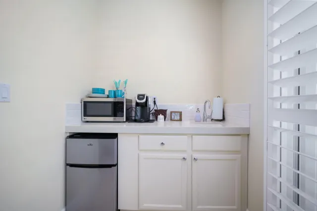 $8,000 | 60179 Honeysuckle Street, La Quinta, CA 92253