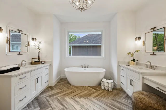 $1,350,400 | 731 Shawnee Woods Road, Medina, MN 55340