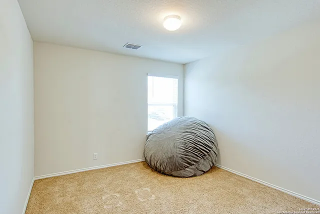 $1,875 | 8037 Falcon Meadow Drive, Converse, TX 78109