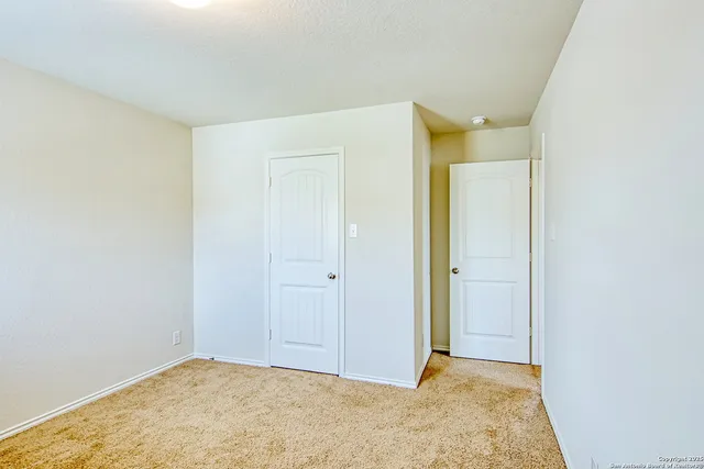 $1,875 | 8037 Falcon Meadow Drive, Converse, TX 78109