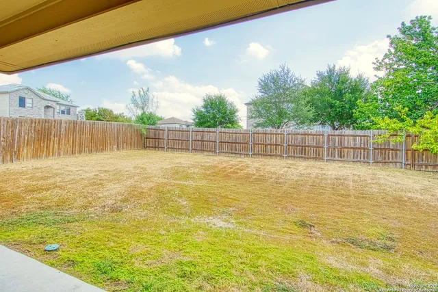 $1,875 | 8037 Falcon Meadow Drive, Converse, TX 78109