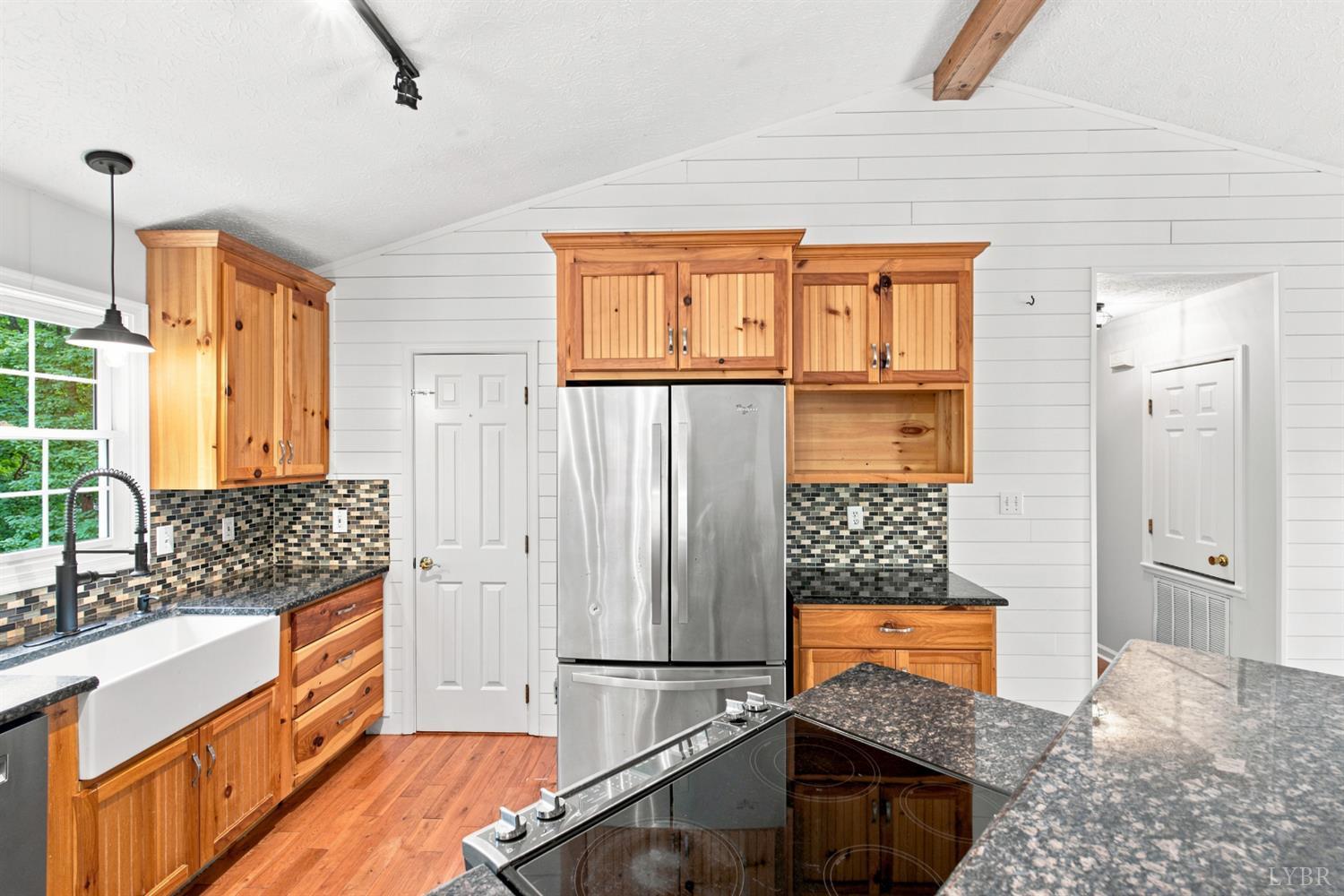 137 Deer Path Rustburg, VA 24588 - Photo 8 of 61