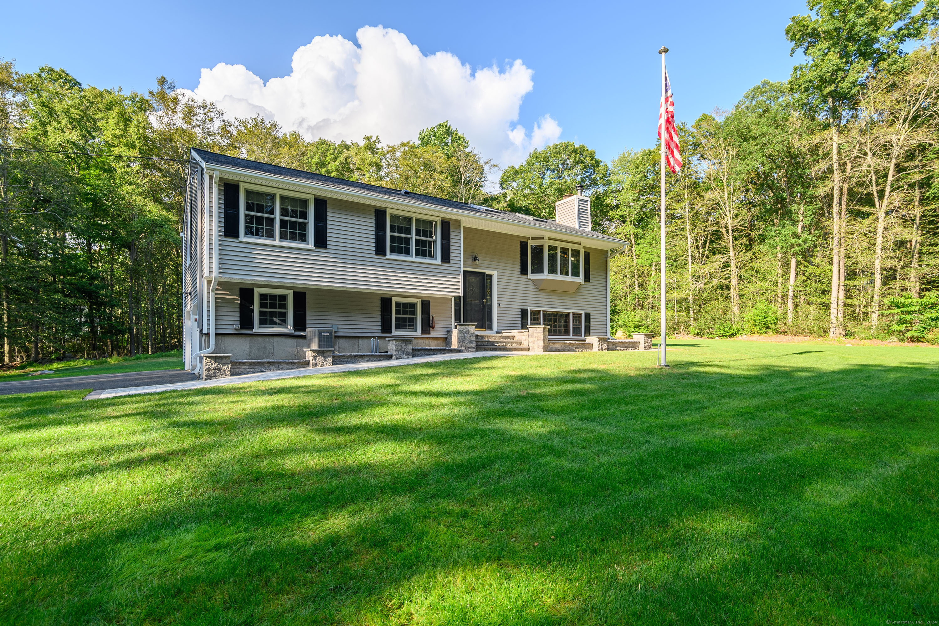 21 Greenbriar Road Oxford, CT 06478 - Photo 1 of 1