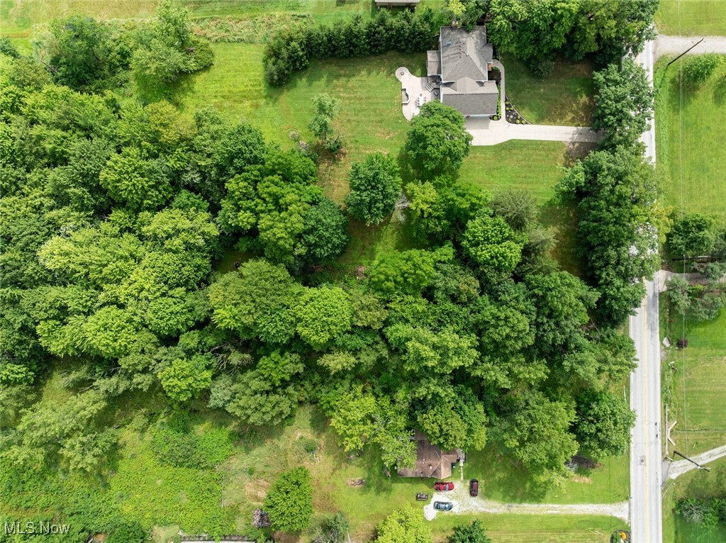 2022 Akins Road Broadview Heights, OH 44147 - Photo 10 of 23