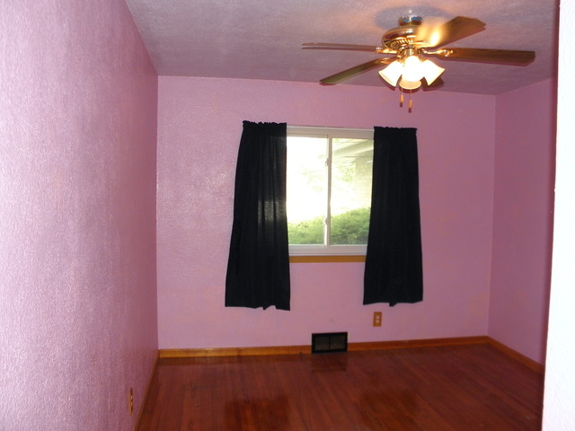 911 Westminster Road Joliet, IL 60435 - Photo 20 of 23
