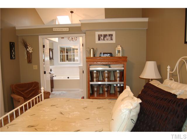 3304 Long Ridge Road Durham, NC 27703 - Photo 8 of 11 Gallery Image 8