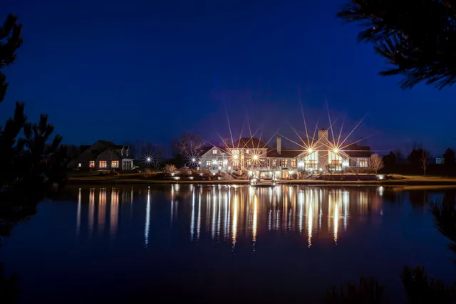 $2,995,000 | 5696 School Drive, Green Bay, WI 54313