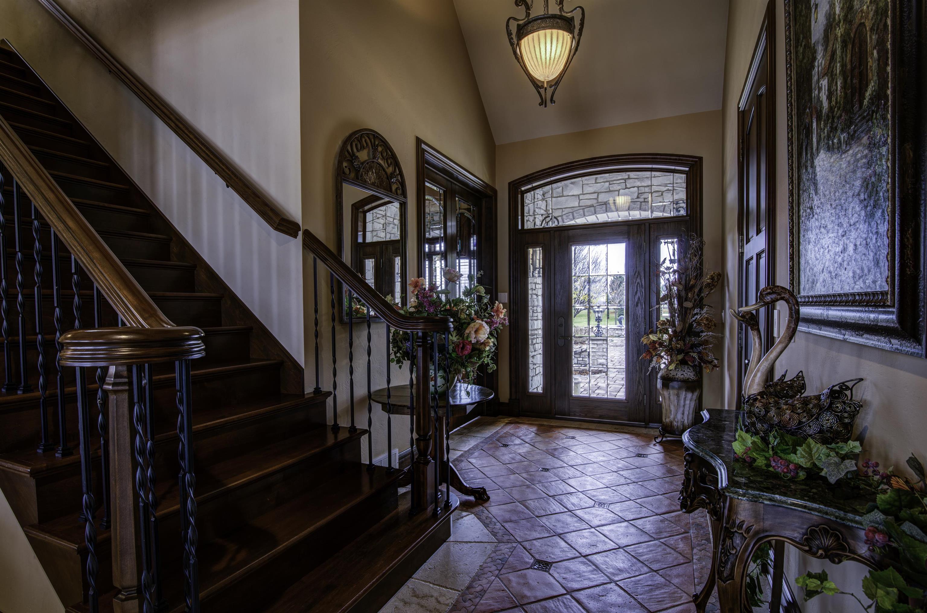 5696 School Drive Green Bay, WI 54313 - Photo 8 of 60