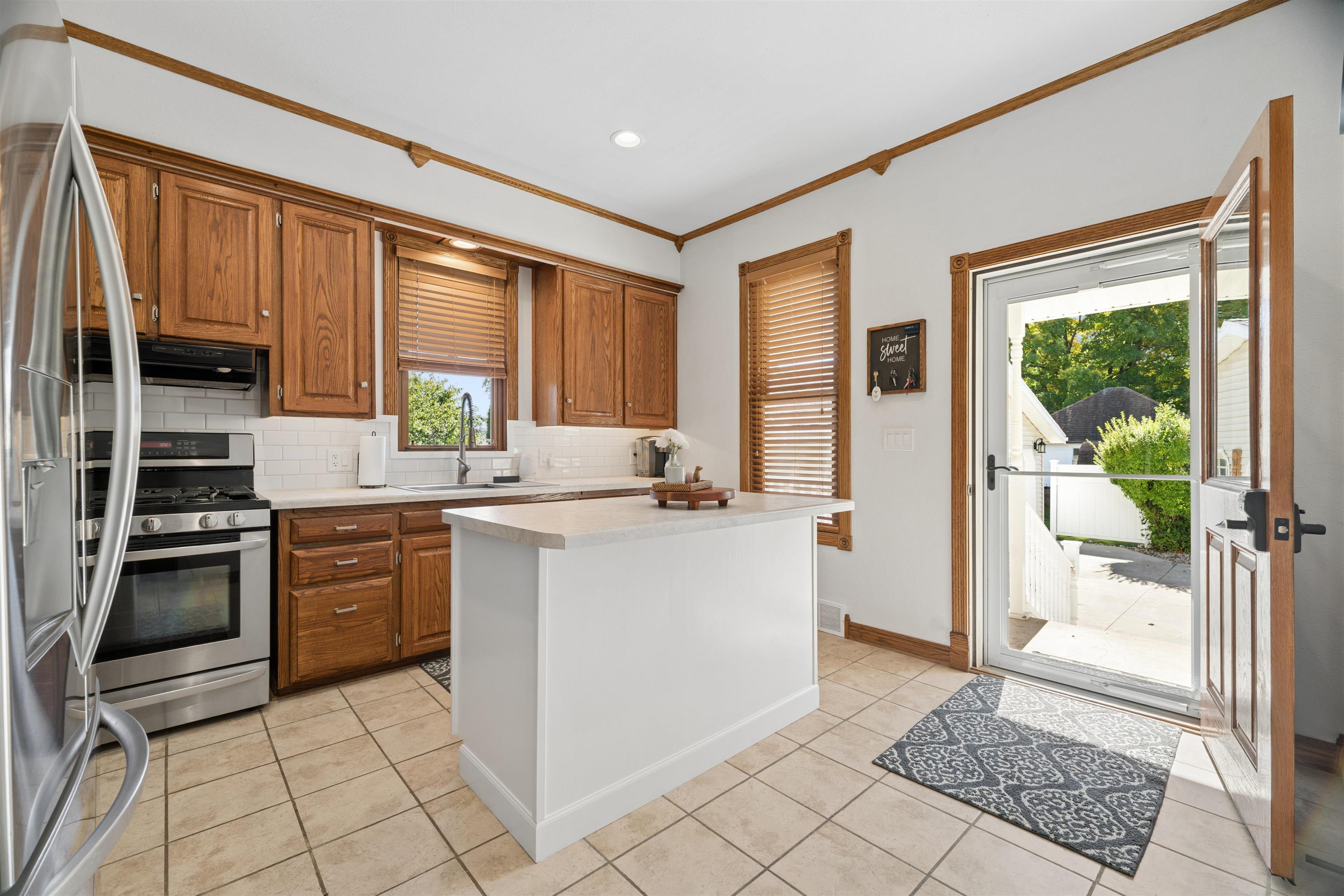 512 Spring Street Chilton, WI 53014 - Photo 12 of 41 Gallery Image 12