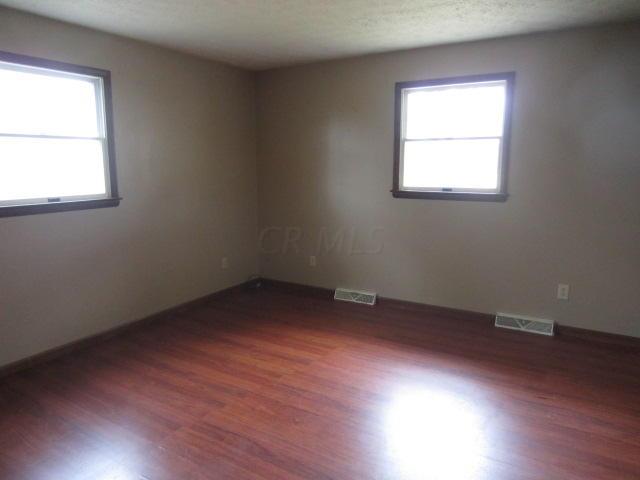 3280 Valley View Road Northeast Lancaster, OH 43130 - Photo 2 of 15 Gallery Image 2