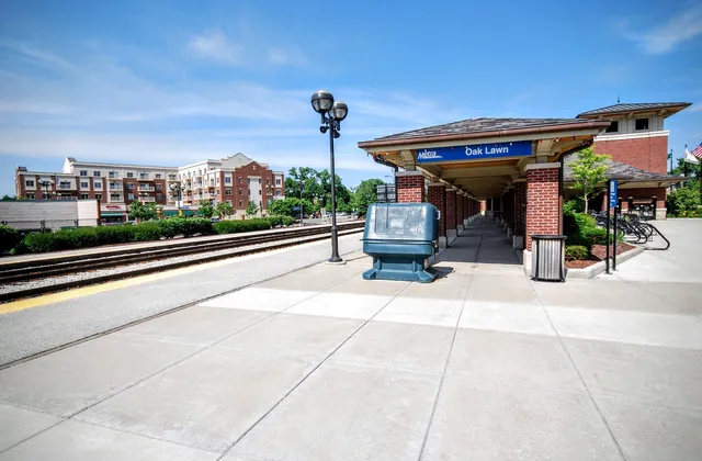 $199,999 | 9535 South 53rd Avenue, Unit 3S, Oak Lawn, IL 60453