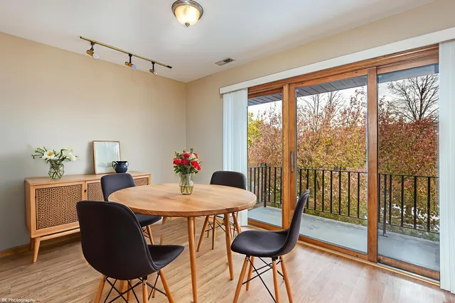 $199,999 | 9535 South 53rd Avenue, Unit 3S, Oak Lawn, IL 60453