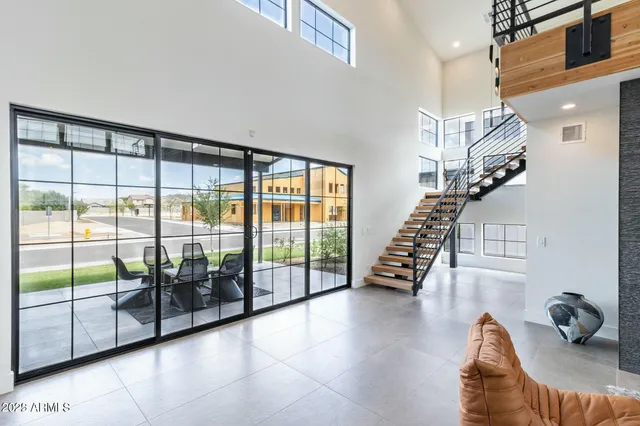 $1,410,000 | 8510 South 9th Drive, Unit 20, Phoenix, AZ 85041