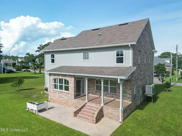 $489,900 | 103 Buena Vista Drive, Long Beach, MS 39560