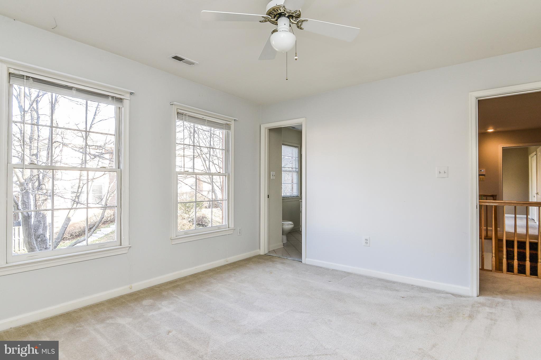 8670 Center Road Springfield, VA 22152 - Photo 20 of 33 Princess suite w/ private bath & 2 closets!