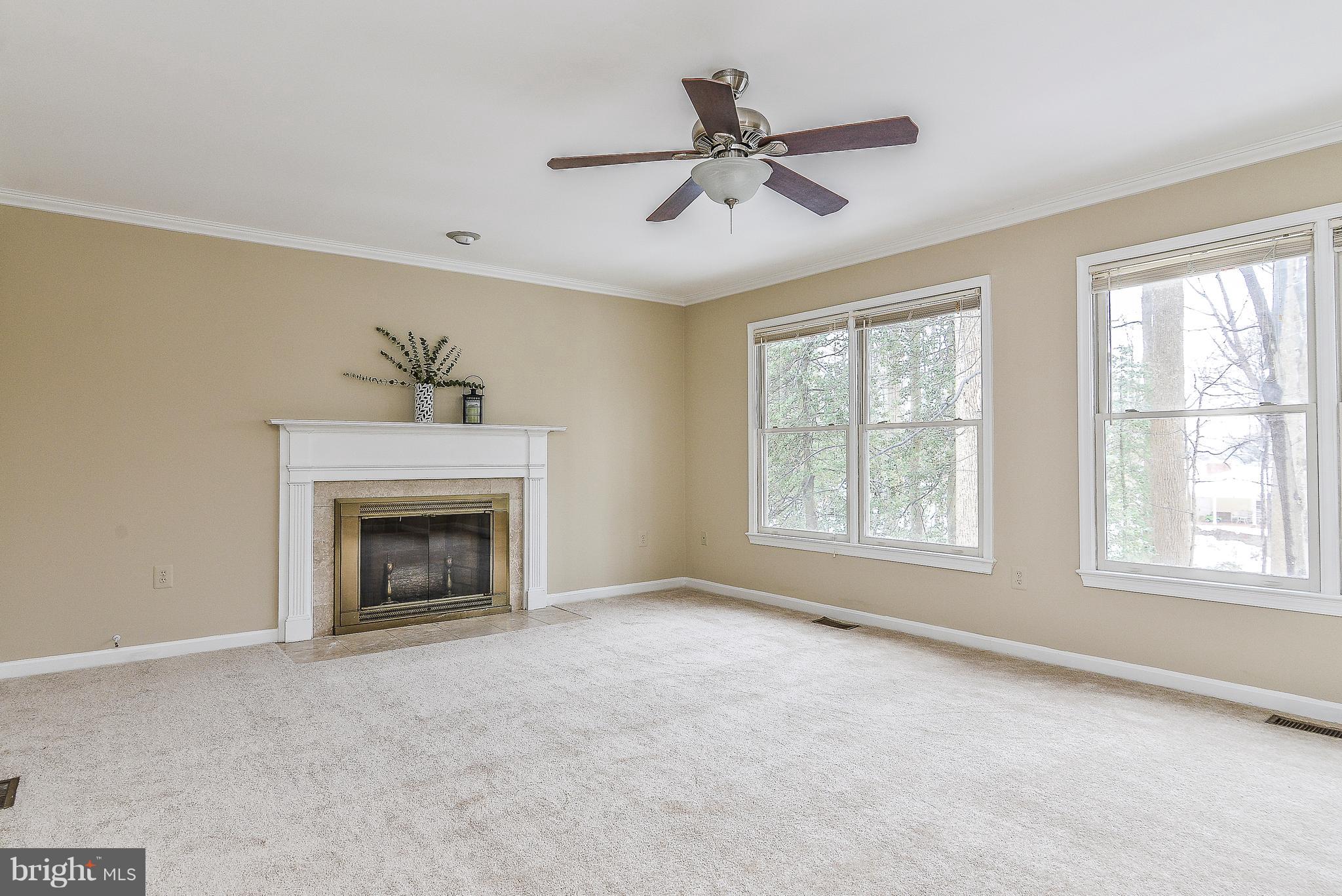 8670 Center Road Springfield, VA 22152 - Photo 8 of 33 Huge, relaxing family room w/ gas fireplace!