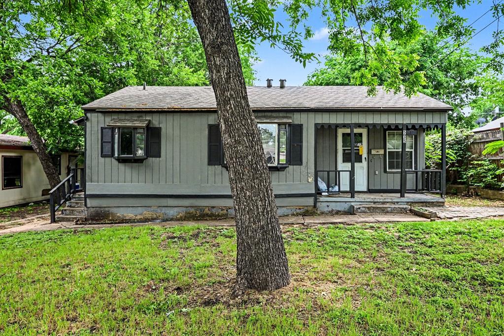 5025 Langley Road River Oaks, TX 76114 - Photo 1 of 15