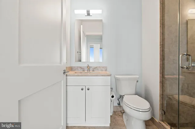 $1,250,000 | 210 South 25th Street, Unit 903, Philadelphia, PA 19103