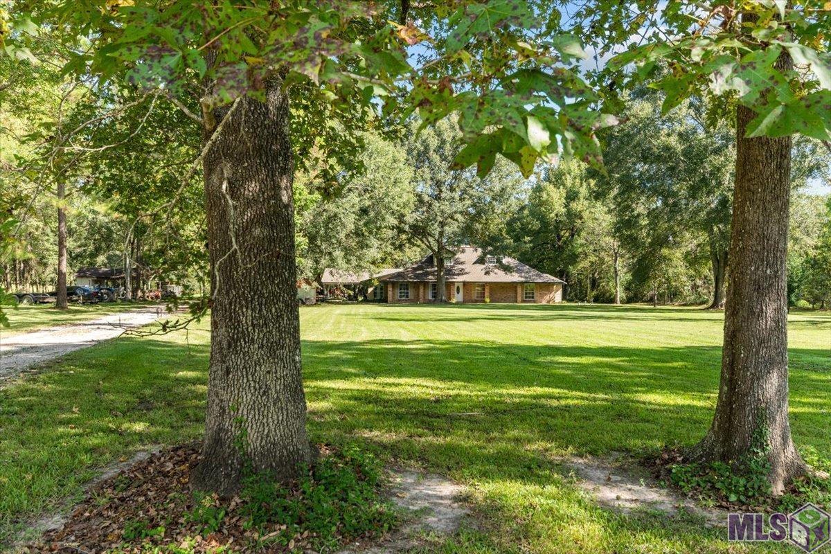 6421 Port Hudson-Pride Road Slaughter, LA 70777 - Photo 9 of 37 Gallery Image 9