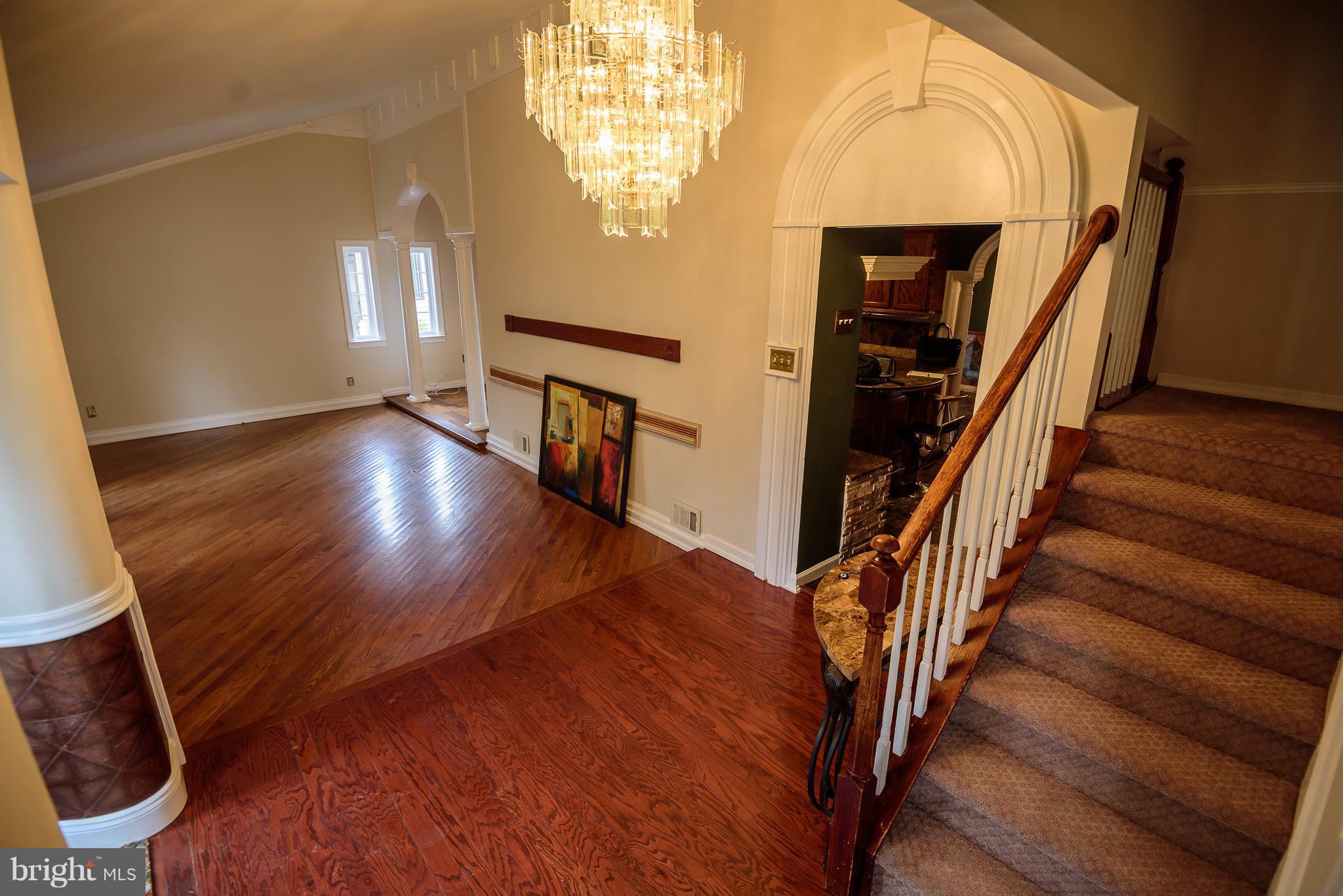 148 South Fox Road Sterling, VA 20164 - Photo 3 of 29 Welcoming foyer