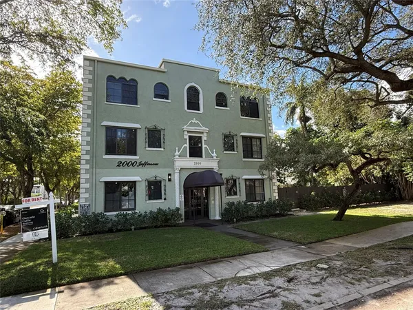 $1,650 | 2000 Jefferson Street, Unit 18, Hollywood, FL 33020