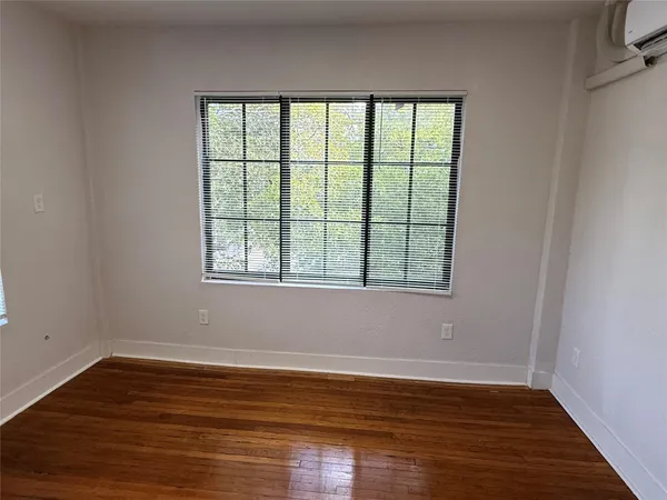 $1,650 | 2000 Jefferson Street, Unit 18, Hollywood, FL 33020