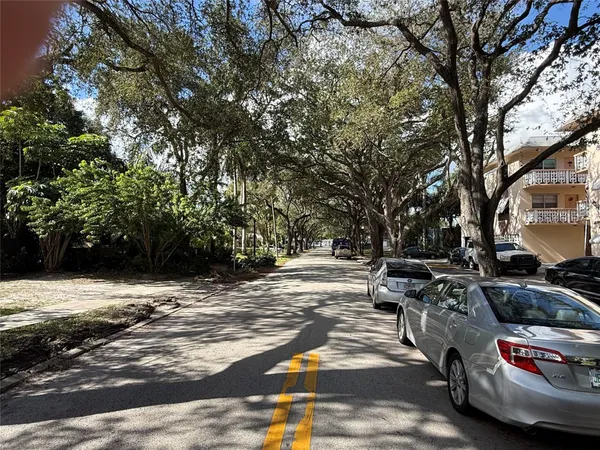 $1,650 | 2000 Jefferson Street, Unit 18, Hollywood, FL 33020